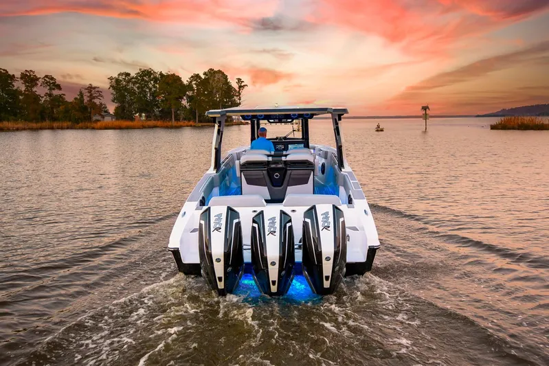  Yacht Photos Pics Manufacturer Provided Image