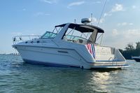 1995 Sea Ray 370 Express Cruiser