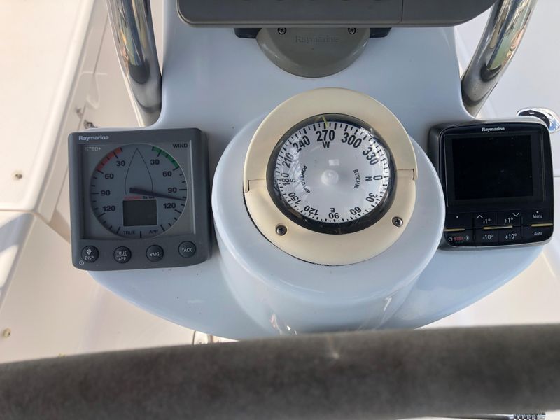 2013 Hunter 33