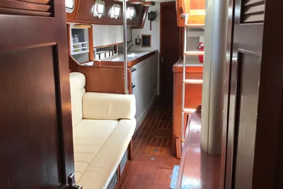 Endeavour 38 CC