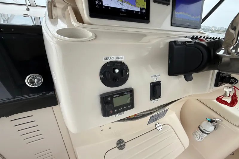 Get Bent Yacht Photos Pics 2005 Grady-White Express 330 boat dashboard with navigation and control instruments.