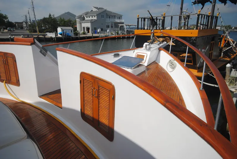 Majestic Yacht Photos Pics 