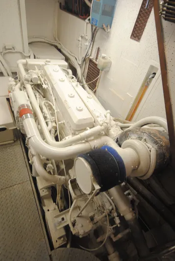 Majestic Yacht Photos Pics Starboard engine