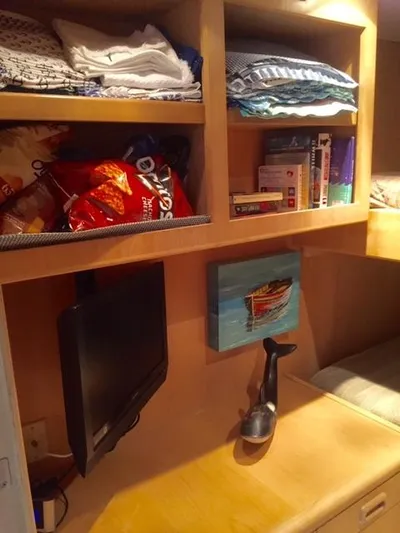 Whale's Way Yacht Photos Pics Kid Stateroom/Office