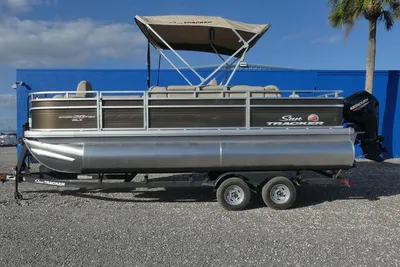 Sun Tracker Sportfish™ 20 DLX
