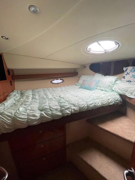 2006 Cruisers Yachts 385 Motoryacht