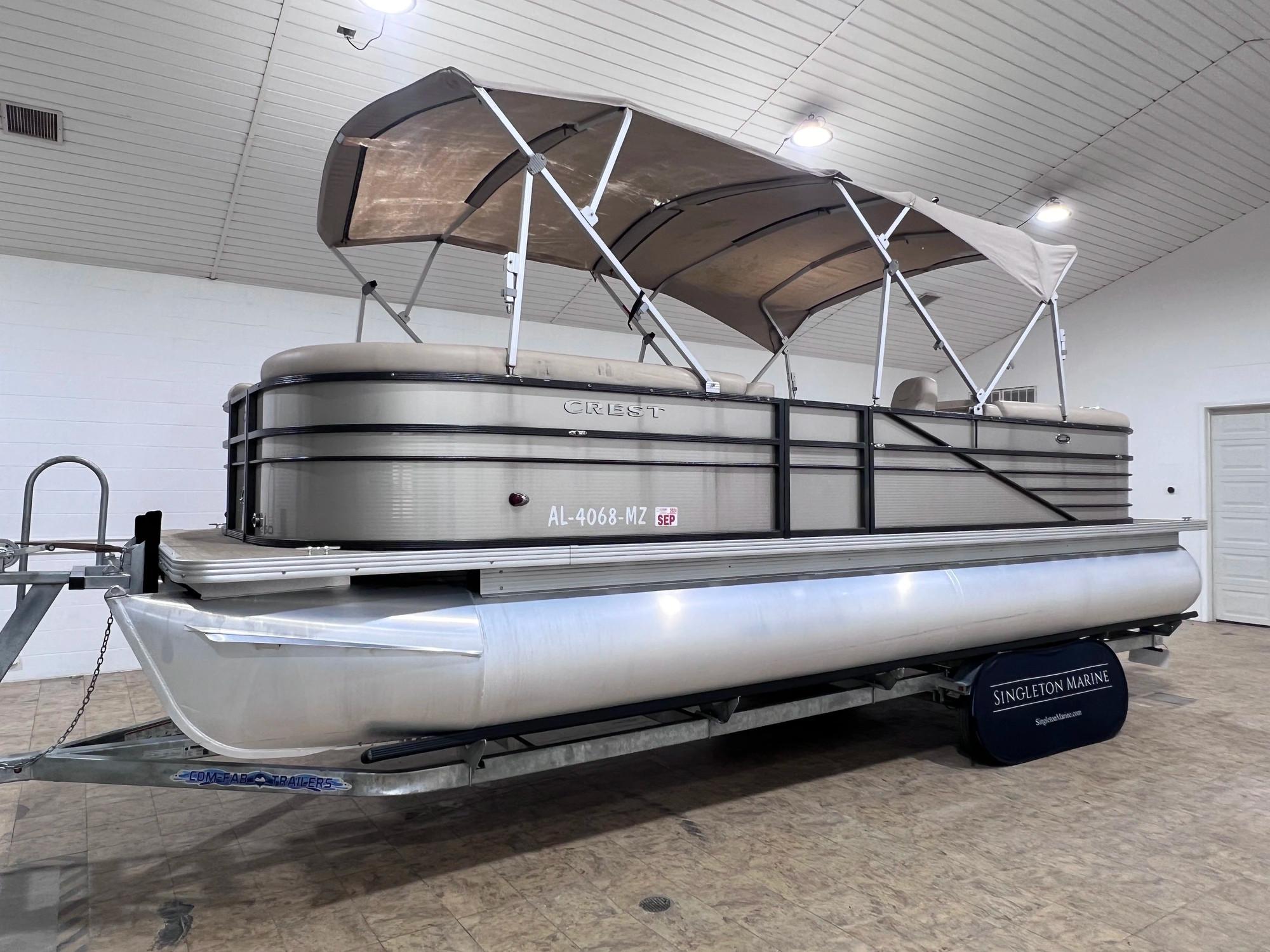 2017 Crest SERIES II 250 SLC CPT Pontoon for sale YachtWorld