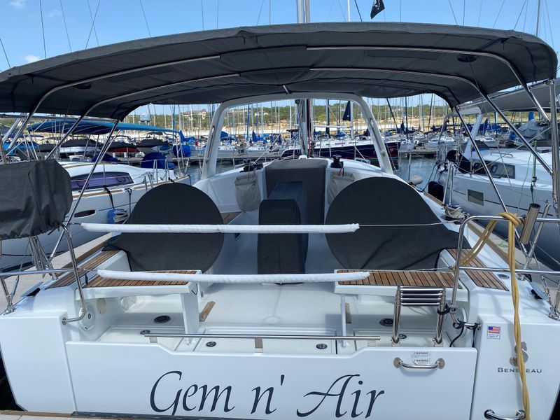 2018 Beneteau Oceanis 38.1