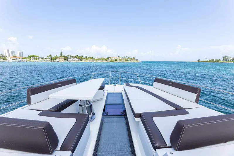 Miss Yachtz Yacht Photos Pics 