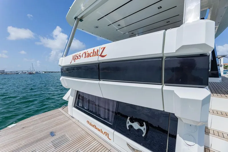 Miss Yachtz Yacht Photos Pics 