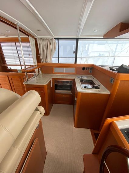 2015-44-beneteau-44-swift-trawler