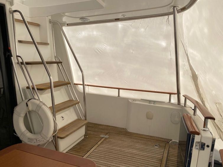 2015-44-beneteau-44-swift-trawler