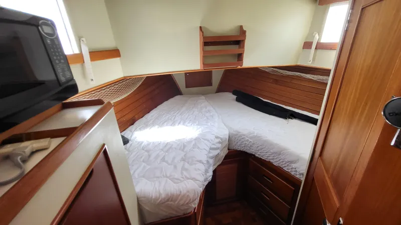 Maia Yacht Photos Pics 