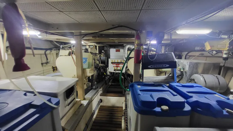 Maia Yacht Photos Pics 