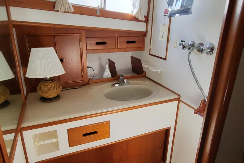 Maia Yacht Photos Pics 