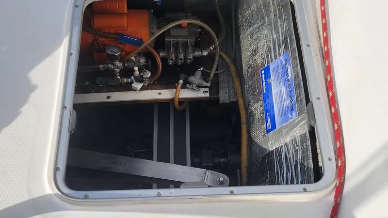 6 Kat Yacht Photos Pics 