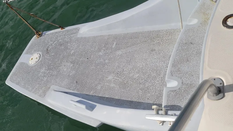 6 Kat Yacht Photos Pics 