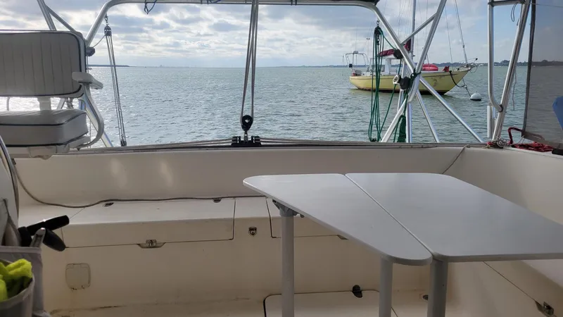 6 Kat Yacht Photos Pics 