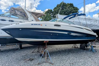 Sea Ray 260 Sundeck