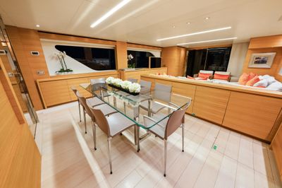 Yacht