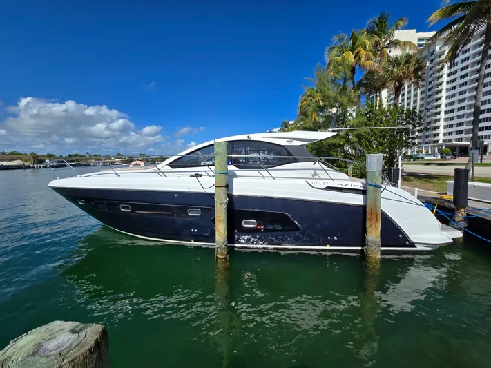 Ghost Yacht Photos Pics 