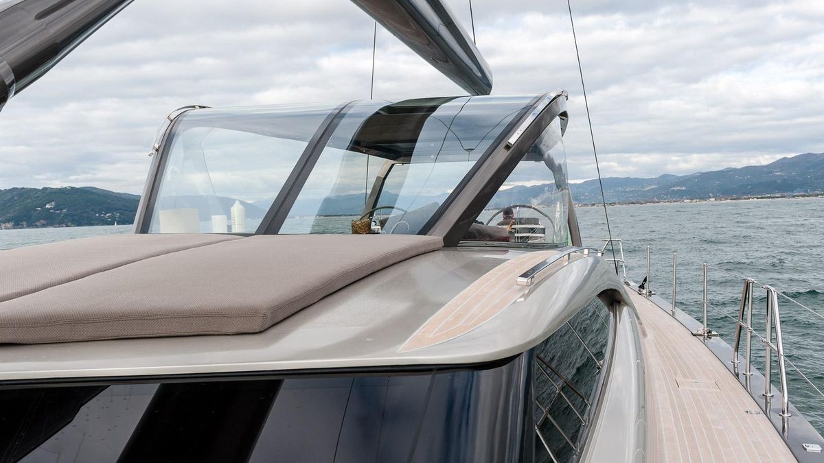 2014 Admiral 75 