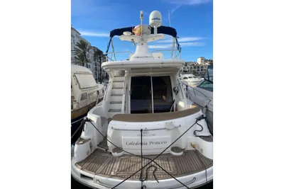 2004 Sealine F37