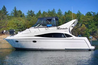 Carver 36 Mariner
