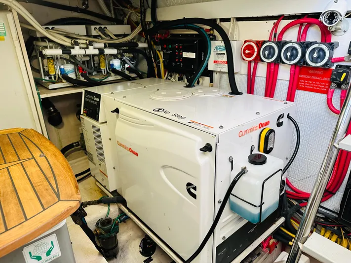 Sequel Yacht Photos Pics 