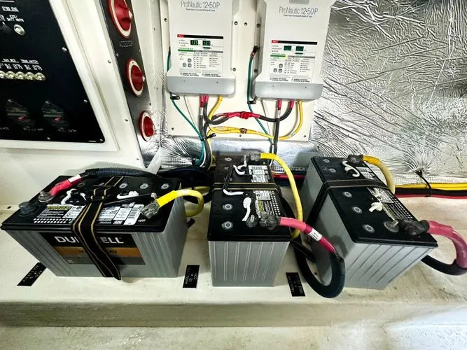  Yacht Photos Pics 2016 Cruisers Yachts 45 Cantius - Image 41