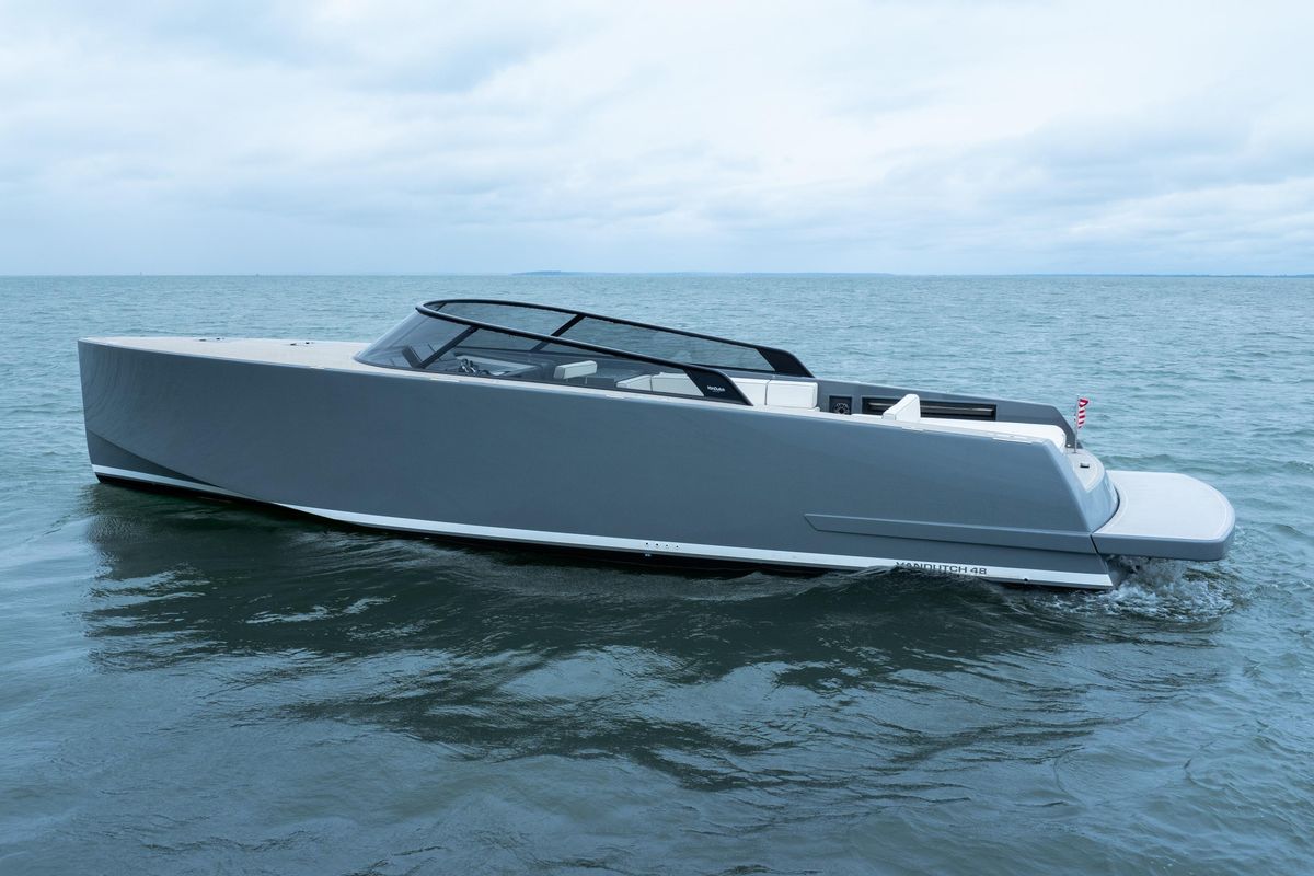 2023 VanDutch 48 