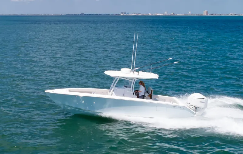  Yacht Photos Pics Port Running Shot