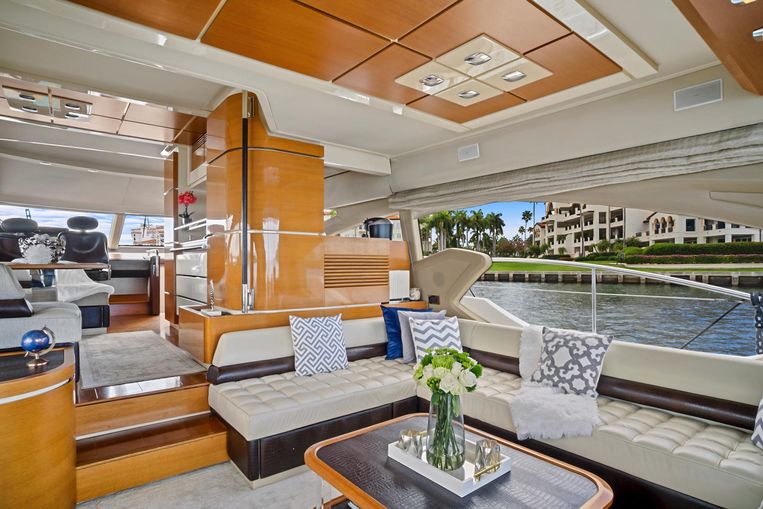 2012-70-azimut-70