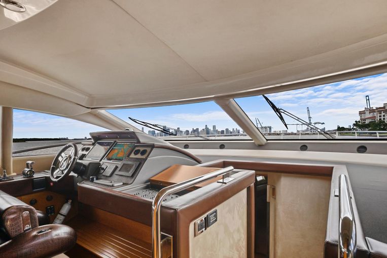 2012-70-azimut-70