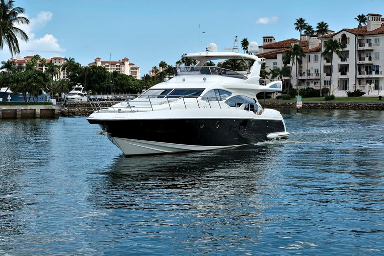 2012-70-azimut-70