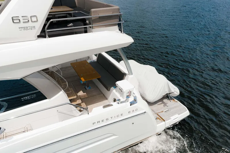 No Rush Yacht Photos Pics 