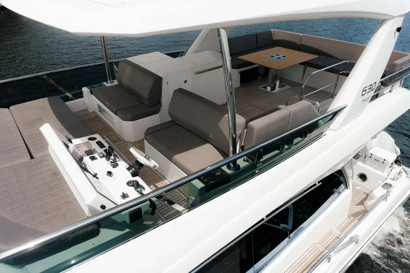 No Rush Yacht Photos Pics 