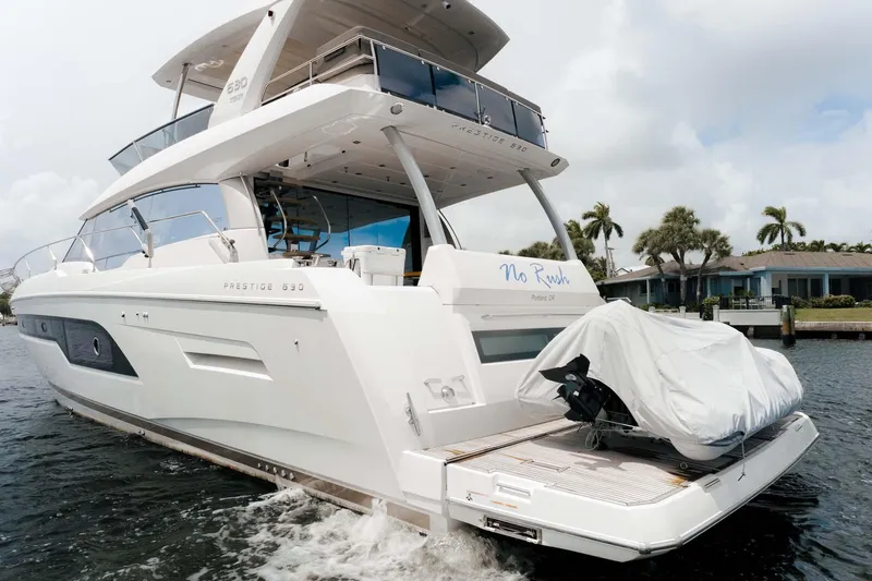 No Rush Yacht Photos Pics 