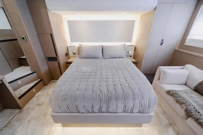 No Rush Yacht Photos Pics 