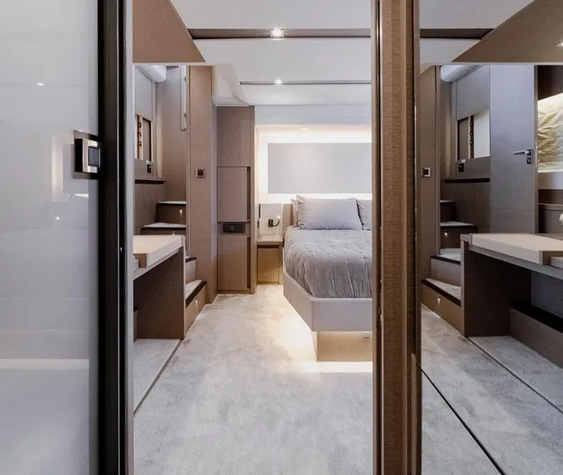 No Rush Yacht Photos Pics 