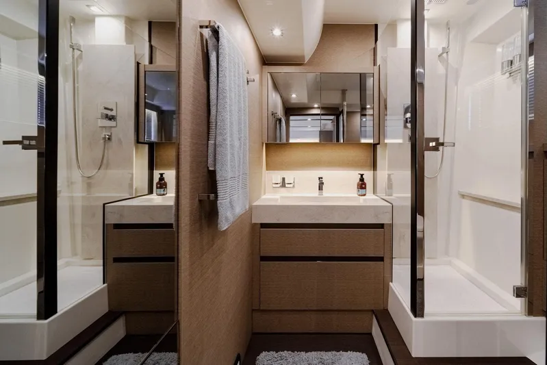 No Rush Yacht Photos Pics 