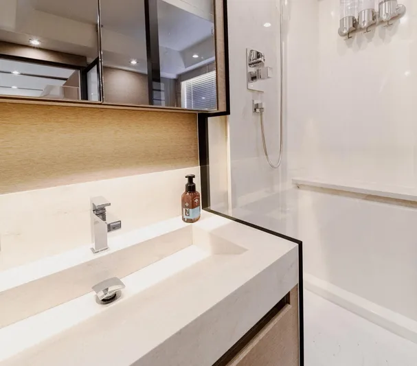 No Rush Yacht Photos Pics 