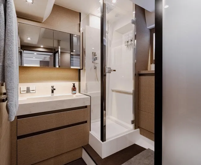 No Rush Yacht Photos Pics 