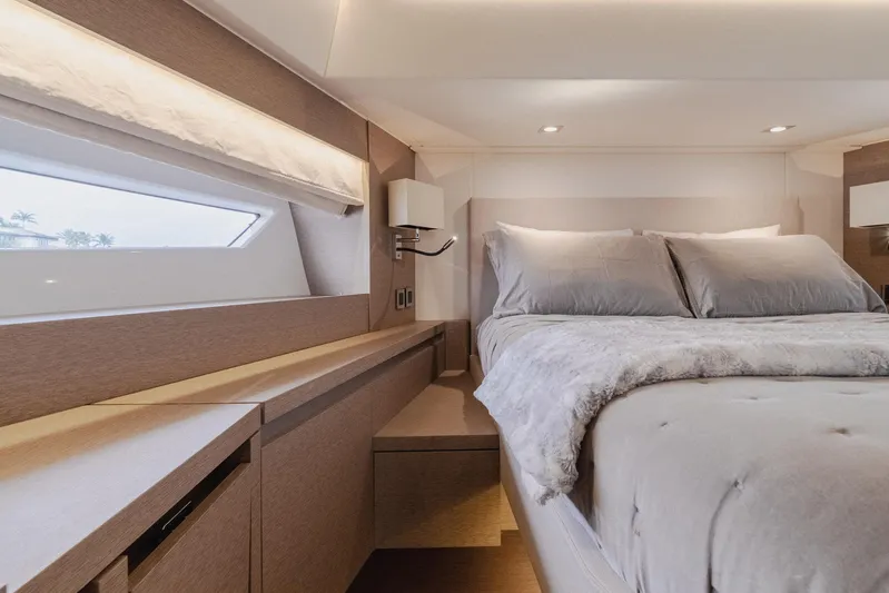 No Rush Yacht Photos Pics 