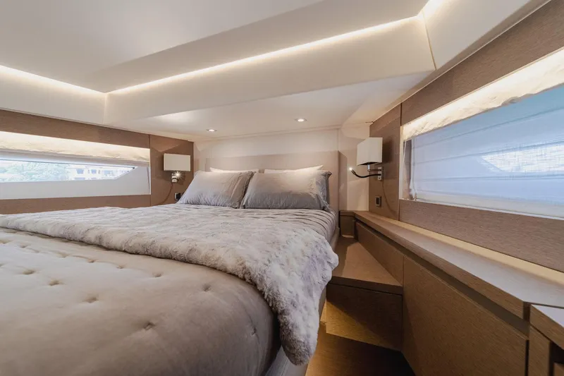 No Rush Yacht Photos Pics 