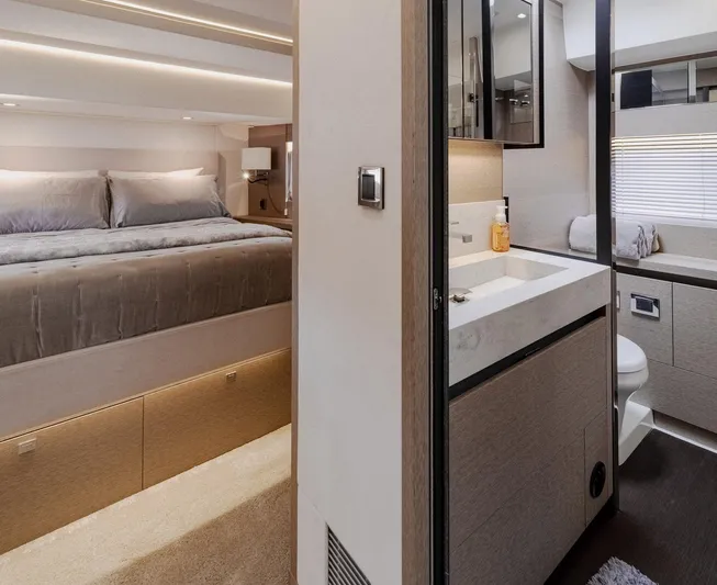 No Rush Yacht Photos Pics 