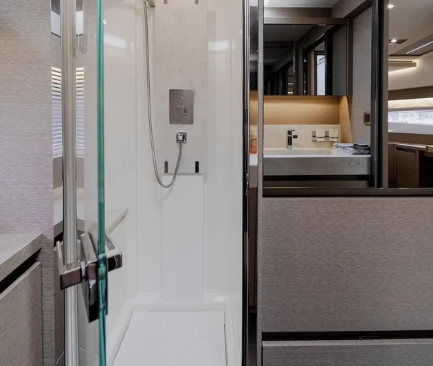 No Rush Yacht Photos Pics 