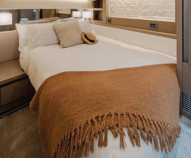 No Rush Yacht Photos Pics 