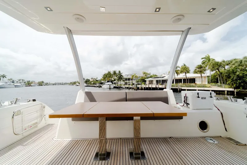 No Rush Yacht Photos Pics 