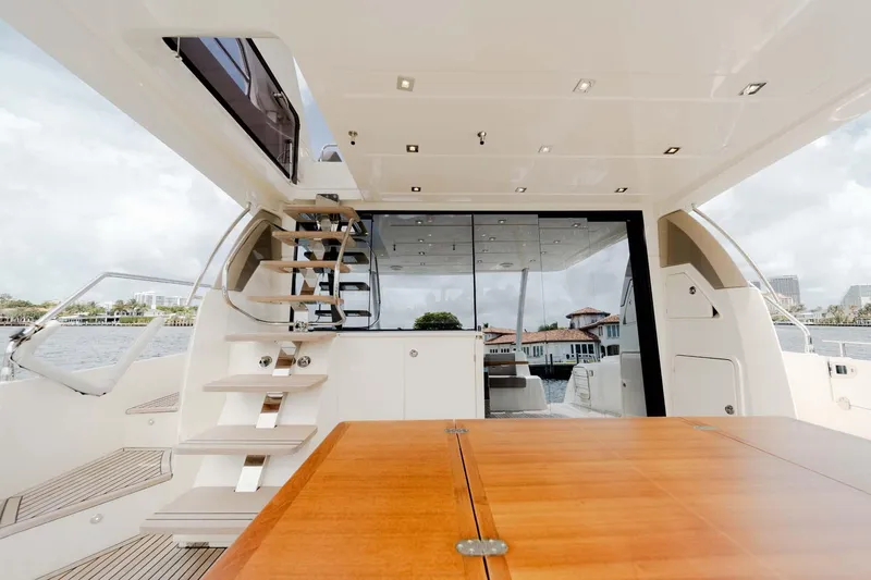 No Rush Yacht Photos Pics 